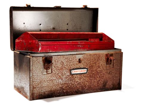 how to repaint a new painted metal tool box|how to repair rusted toolbox.